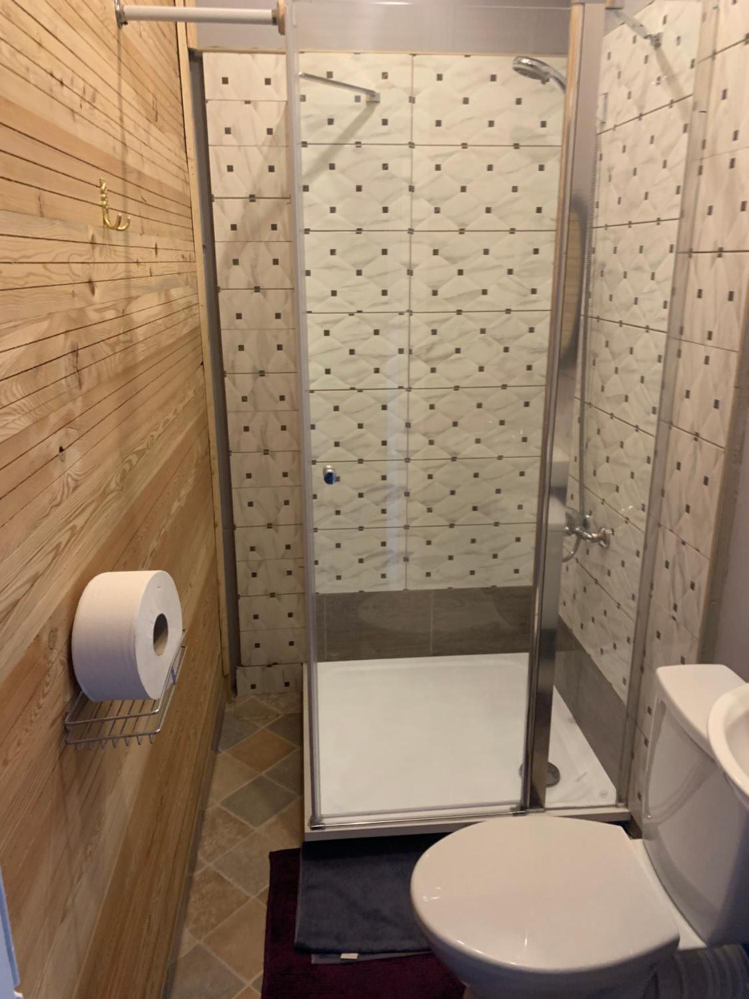 Regina House Hotell Kaunas Eksteriør bilde